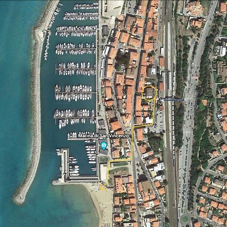 Corso Emanuele Apartments San Vincenzo Bagian luar foto