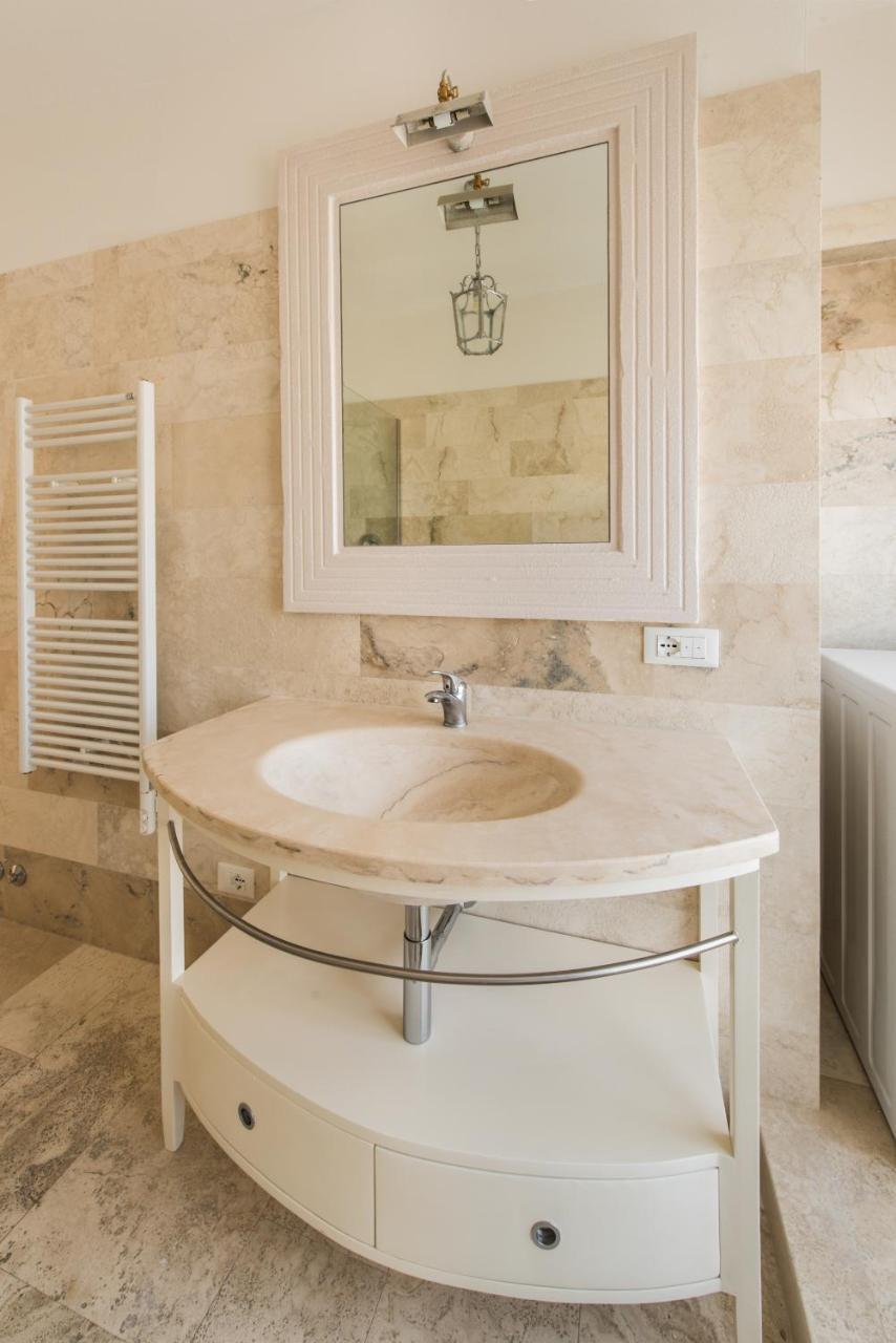 Corso Emanuele Apartments San Vincenzo Bagian luar foto